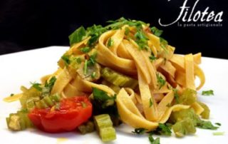fettuccine-al-farro-con-cardi-e-pomodorini-thumbnails